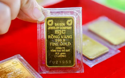 Giá vàng miếng SJC tăng vọt lên 136,5 triệu đồng/lượng