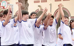 Trường học thực hiện 'giờ ra chơi không điện thoại'