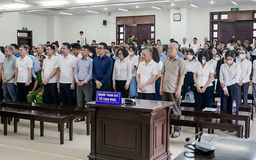 11.000 nhà đầu tư ROS gửi đơn đòi tiền