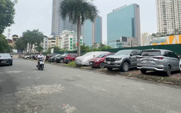 'Đất vàng' trên phố Trần Duy Hưng bỏ không gần 20 năm