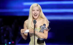 Rosé – BlackPink thắng lớn ở MTV VMAs 2025