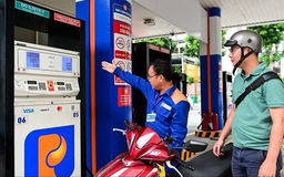 Giá xăng tiếp tục giảm