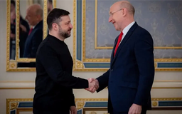 Anh công bố ngân sách để triển khai quân đến Ukraine