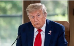Ông Trump dọa áp thuế 25% các nước giao dịch với Iran
