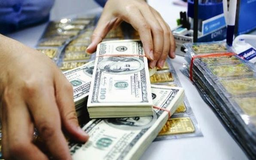 Mua bán ‘trao tay’ ngoại tệ, vàng không phép sẽ bị phạt