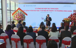 Bác sĩ bệnh viện Trung ương về trạm y tế khám bệnh