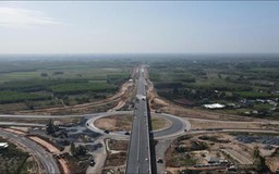 Đột phá hạ tầng chiến lược tạo bước tiến mới trong phát triển