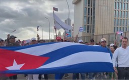 Cuba tuần hành tưởng niệm 32 chiến sĩ hy sinh tại Venezuela