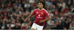 Joshua Zirkzee có thể sớm rời Man United