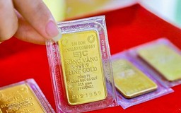 Giá vàng quay đầu giảm sâu