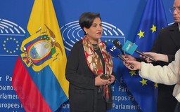 Ecuador áp thuế an ninh 30% đối với Colombia