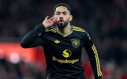 Manchester United vào top 4 sau chiến thắng tại Emirates