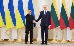 Tổng thống Ukraine thăm Lithuania