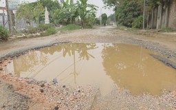 Đường vào khu du lịch chùa Trầm xuống cấp