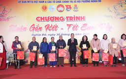 Phường Nghĩa Đô đón 'Xuân gắn kết - Tết sum vầy'