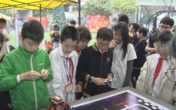 STEM: Bệ phóng năng lực công dân số