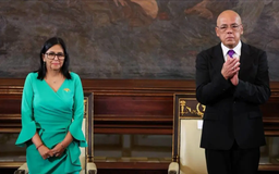 Tổng thống lâm thời Venezuela tuyên thệ nhậm chức