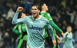 Juventus và AS Roma cạnh tranh quyết liệt