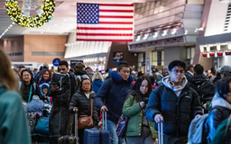 Mỹ tiếp tục siết điều kiện đặt cọc visa với 25 nước