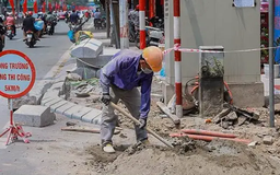 Hà Nội tạm dừng đào đường, hè từ ngày 16/1