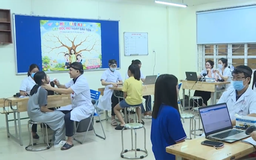 Tăng mức phụ cấp ưu đãi nghề giữ chân cán bộ y tế vùng khó khăn
