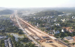 Cao tốc Đại lộ Thăng Long đạt hơn 30% khối lượng