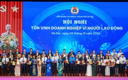 Biểu dương doanh nghiệp 'Vì người lao động' và công nhân tiêu biểu