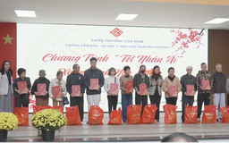 179 người dân khó khăn phường Cửa Nam nhận quà Tết