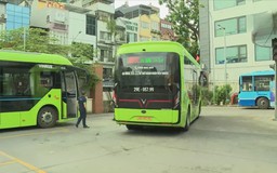 Miễn phí vé xe buýt, tàu điện dịp Tết Nguyên đán