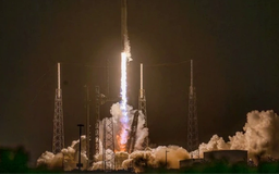 NASA phóng tàu vũ trụ đưa phi hành gia lên ISS