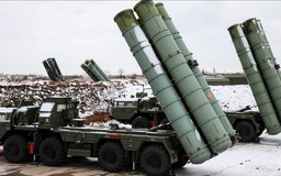 Ấn Độ mua 300 tên lửa S-400 của Nga