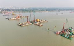 Cầu Trần Hưng Đạo thi công xuyên Tết