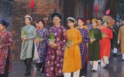 'Tết Việt - Tết Phố': Sức sống bền bỉ của di sản