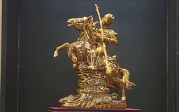 Nghệ thuật Bát Tràng kể câu chuyện tinh thần Việt