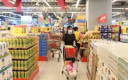 Thị trường mùng 2 Tết Bính Ngọ dần sôi động