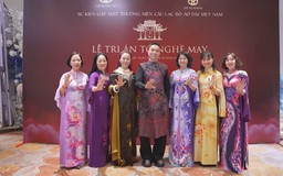 Gìn giữ cội nguồn nghề may áo dài truyền thống
