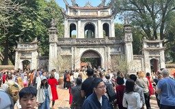 Miễn phí vé, khách tăng mạnh tại nhiều di tích Hà Nội
