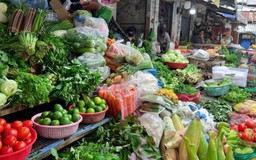 Giá cả thực phẩm, rau xanh bình ổn sau Tết