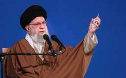 Axios: Mỹ cân nhắc ám sát Lãnh tụ tối cao Iran