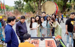Hà Nội đón hơn 1,34 triệu lượt khách dịp Tết Bính Ngọ
