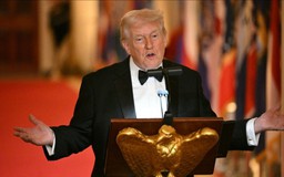 Ông Trump đề xuất gửi tàu bệnh viện tới Greenland