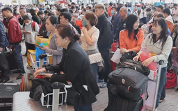 Sân bay Tân Sơn Nhất đón lượng khách kỷ lục