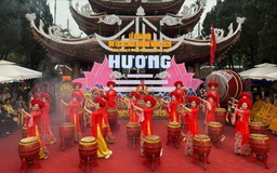 Chùa Hương đón hơn 136.000 du khách