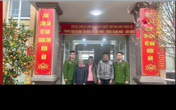 Công an xã Ba Vì hỗ trợ tìm người thân cho công dân đi lạc