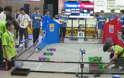Học sinh Việt Nam, Philippines, Indonesia, Lào, Dubai tranh tài thi robotics