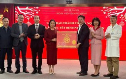 Tri ân lãnh đạo Thành phố và chúc Tết bệnh viện Thanh Nhàn