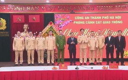 Xây dựng hình ảnh Cảnh sát Giao thông vì dân phục vụ