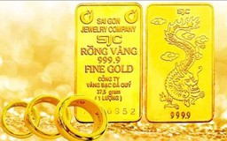 Giá vàng trong nước liên tục điều chỉnh