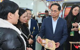 Hội chợ Mùa Xuân đón hơn 100.000 lượt khách sau bốn ngày
