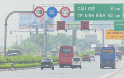 Chấn chỉnh việc đặt biển báo, vạch kẻ đường chưa đúng
